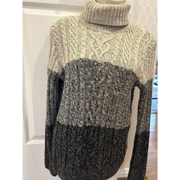 Tri-Color Turtleneck Sweater - M - Picture 1 of 4